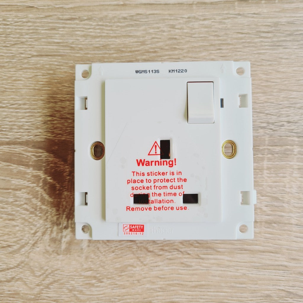 Hager 13A Single Socket Outlet